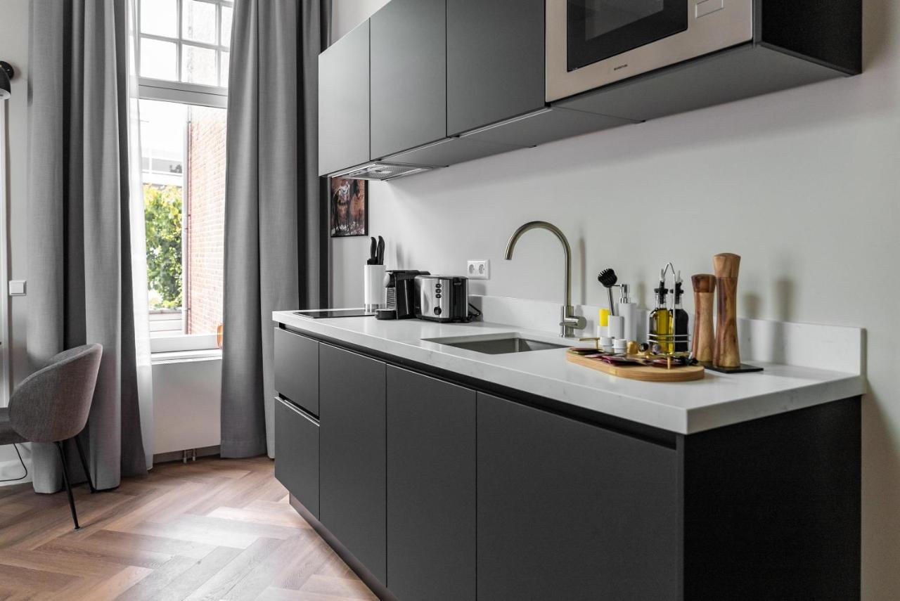 Limehome Keizerstraat Aparthotel 3*