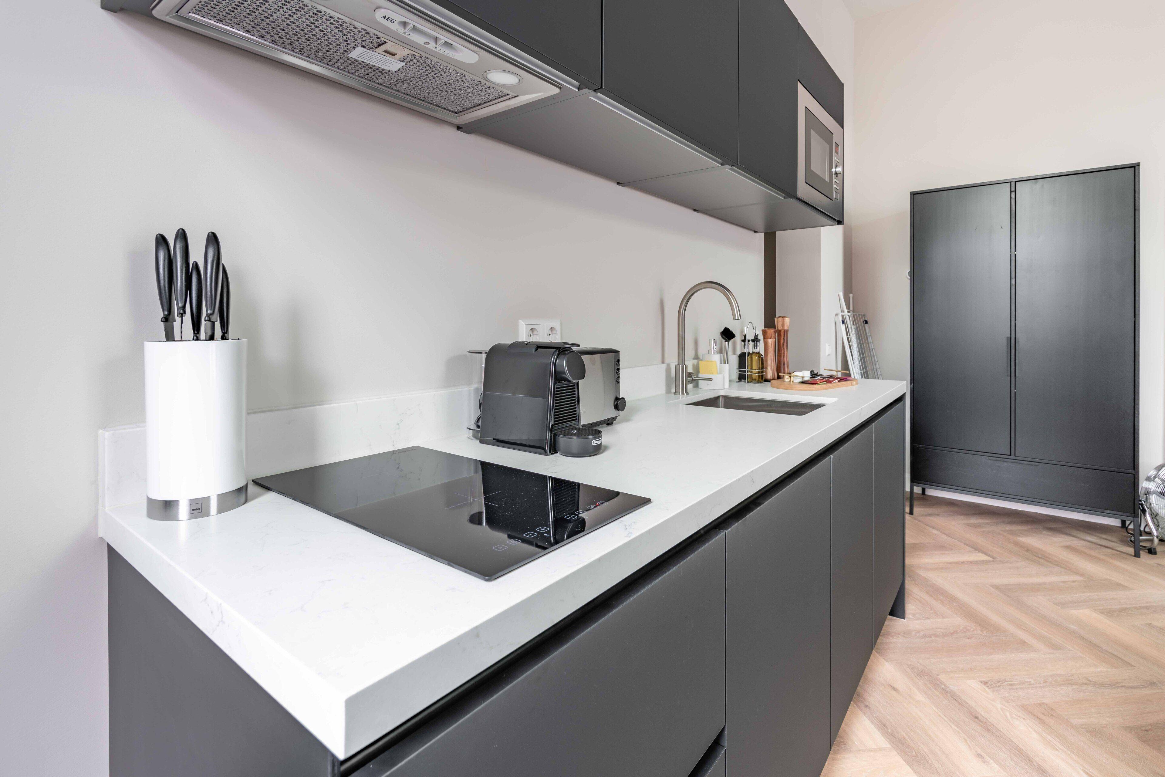 Limehome Keizerstraat Aparthotel 3*