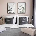 Aparthotel Limehome Keizerstraat 3*