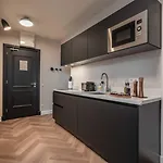 Aparthotel Limehome Keizerstraat