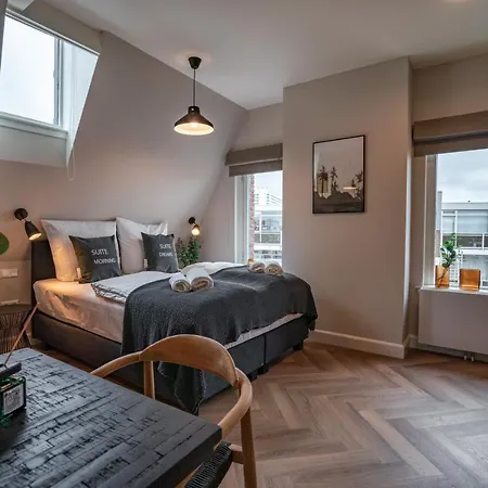 Limehome Keizerstraat Den Haag
