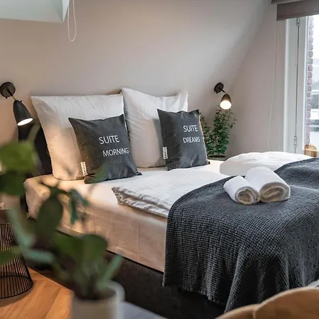 Limehome Keizerstraat 3* Den Haag