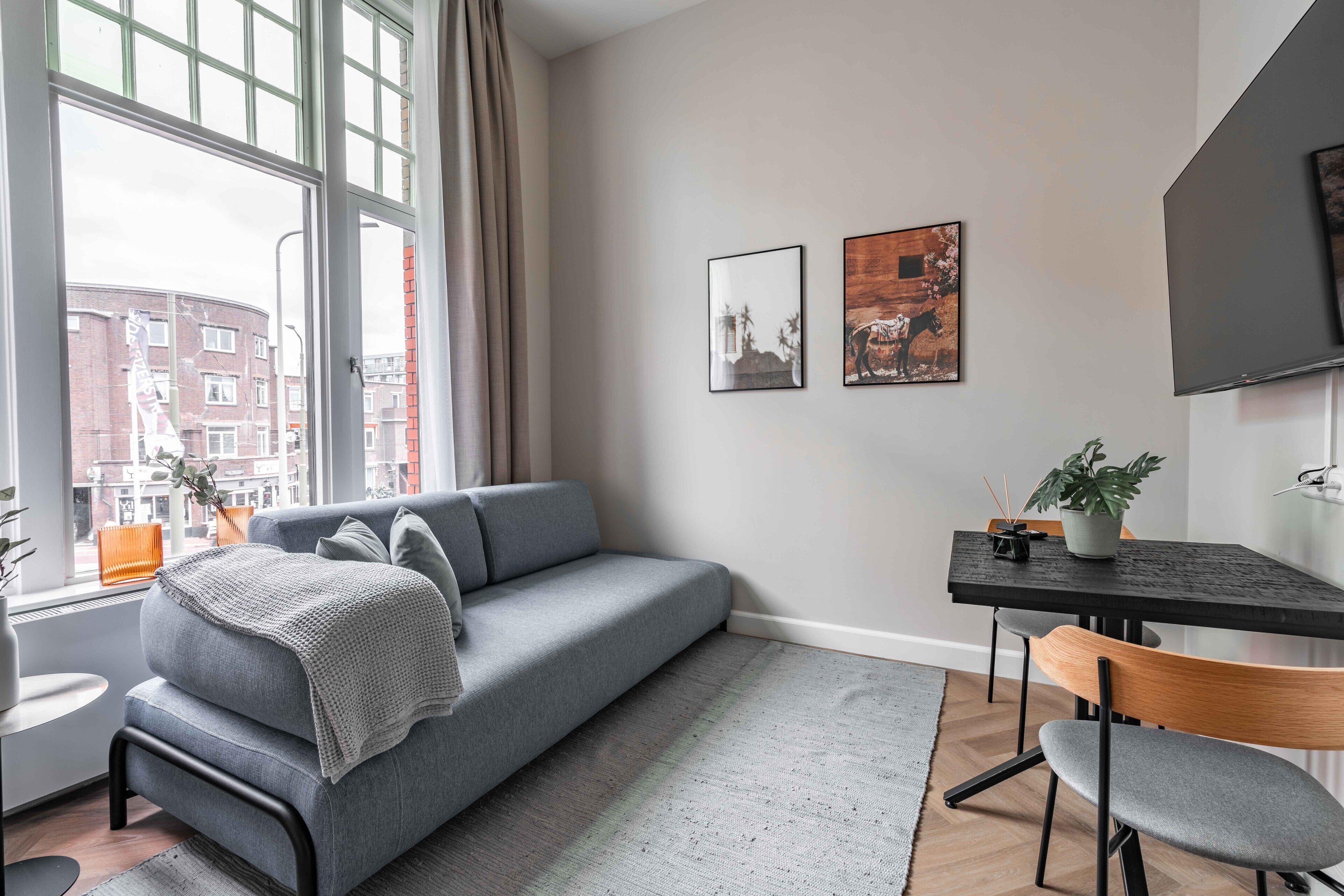Limehome Keizerstraat Aparthotel 3*